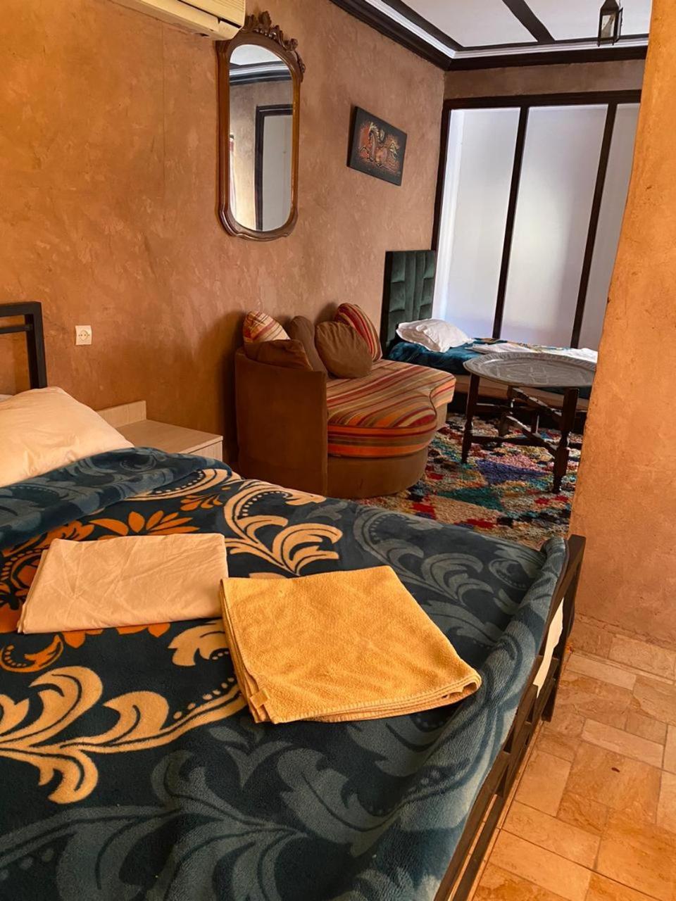 Riad Malak Ouirgane Cameră foto